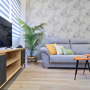 Del Parque Flats Estudio Capuchinos Malaga